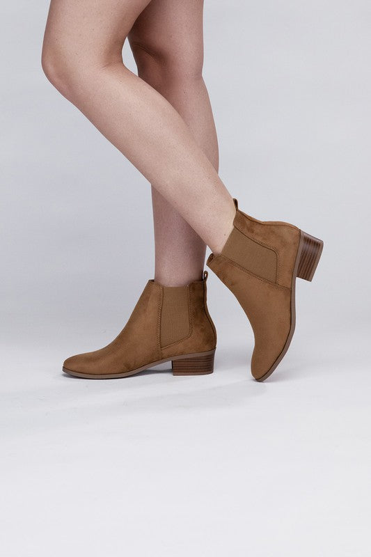 Casual Teapot Ankle 1.5' Booties