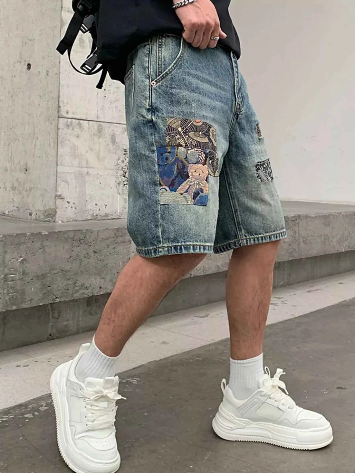 Men's Patchwork Graphic Denim Shorts