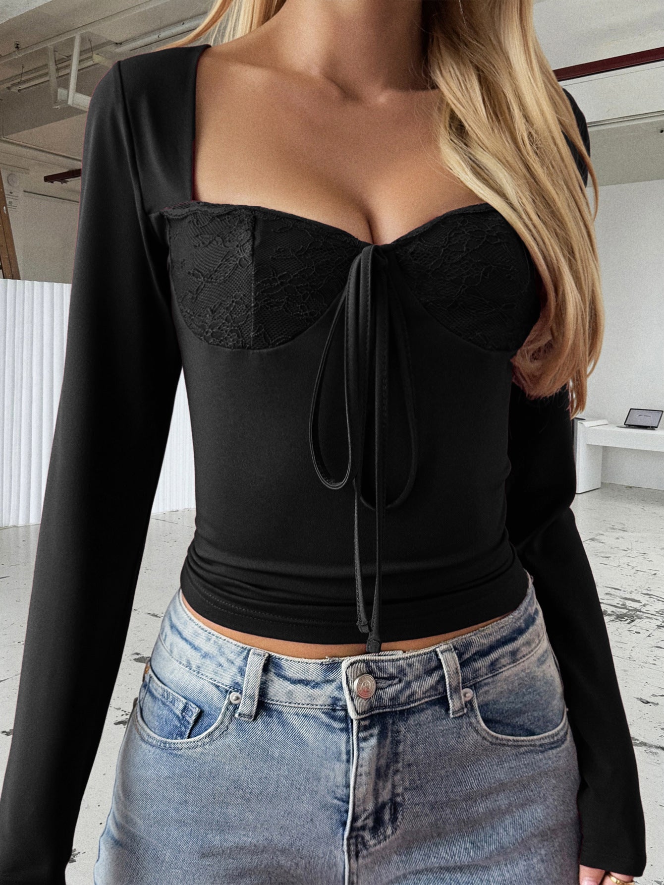 Sweetheart Lace Crop Top - Long Sleeve Cropped T-Shirt