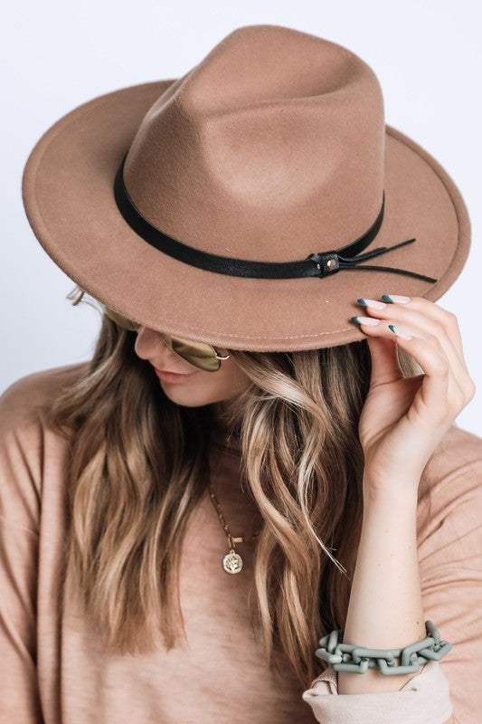Panama Style Wide Brim Classic Felt Fedora