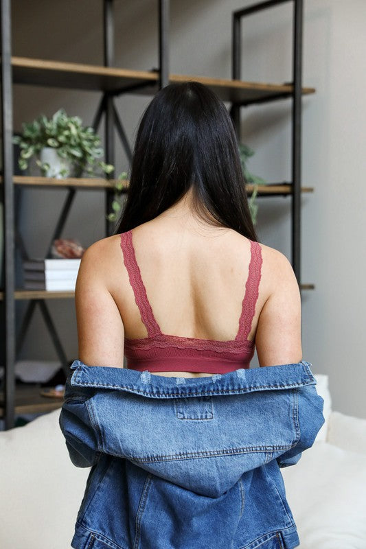 Cropped Lace Trim Padded Bralette