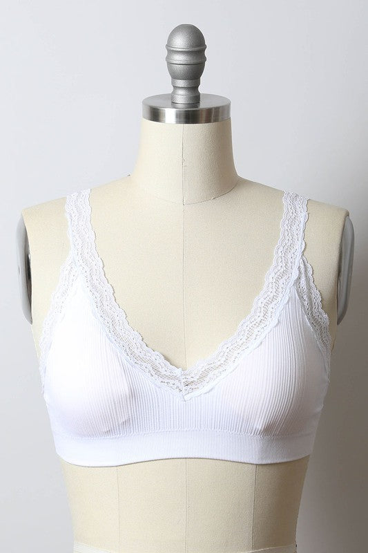Cropped Lace Trim Padded Bralette
