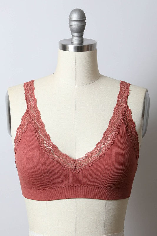 Cropped Lace Trim Padded Bralette