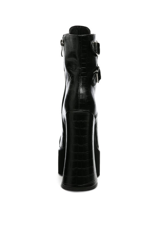 Stomper Side Zipper Opening Platform Combat Boot