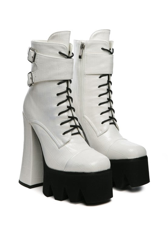 Stomper Side Zipper Opening Platform Combat Boot