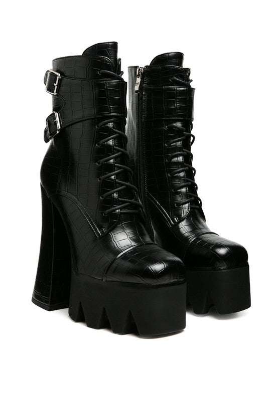 Stomper Side Zipper Opening Platform Combat Boot