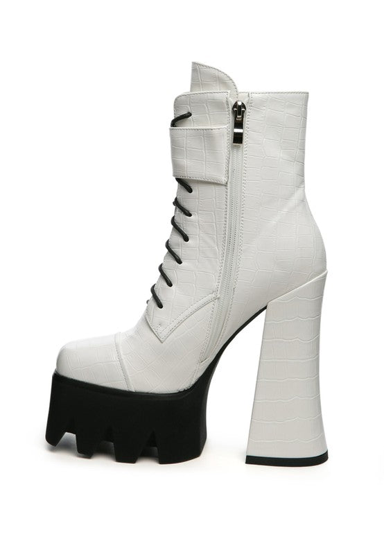 Stomper Side Zipper Opening Platform Combat Boot