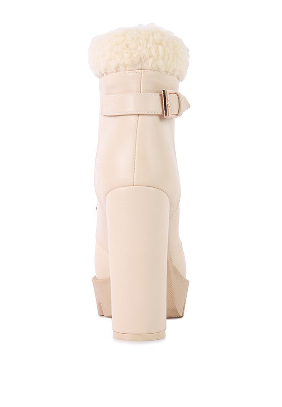 Fur Collared Faux Leather Pines Ankle Boots
