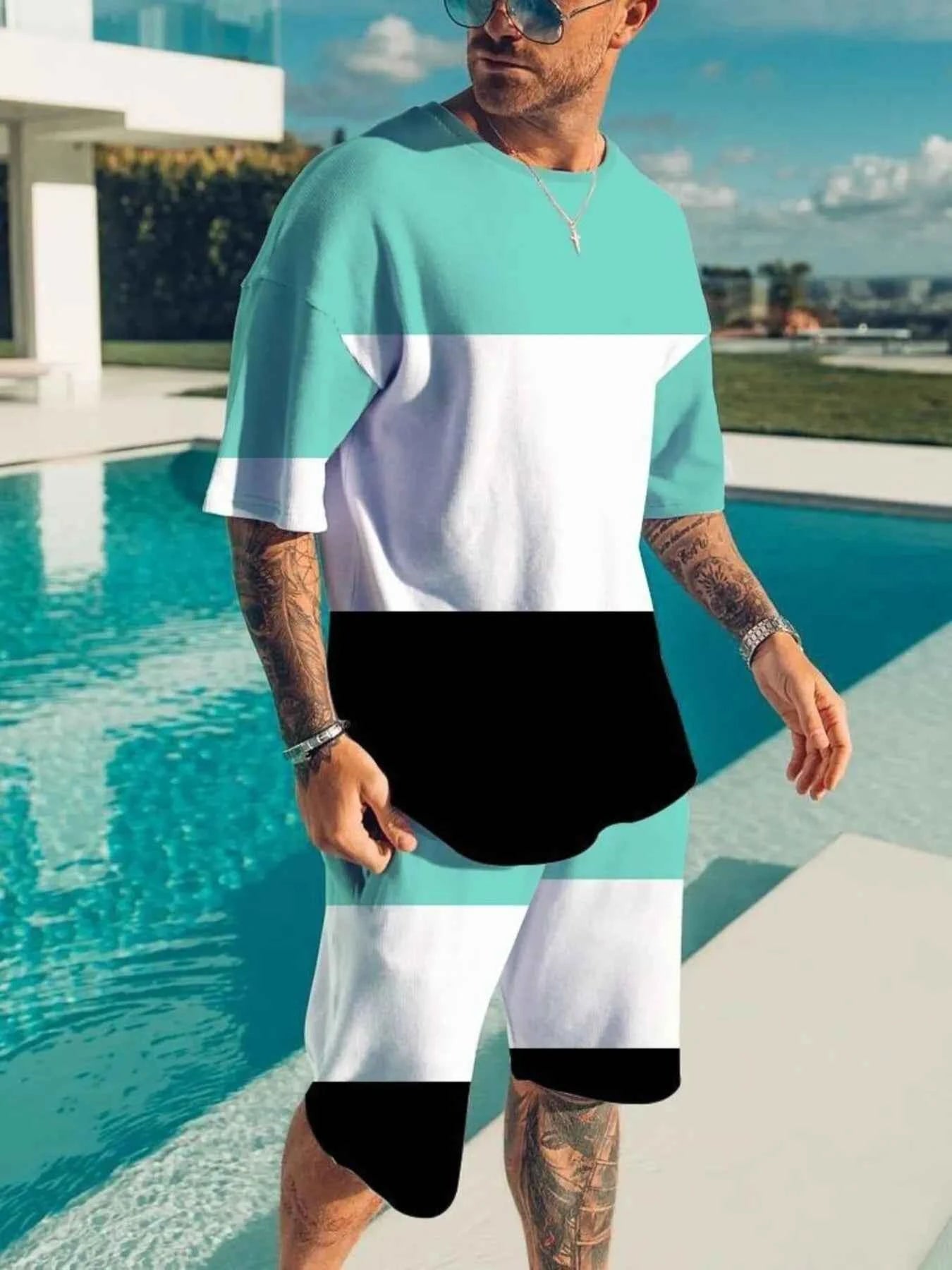 Men's Full Size Color Block Tee and Shorts Set Plus Size