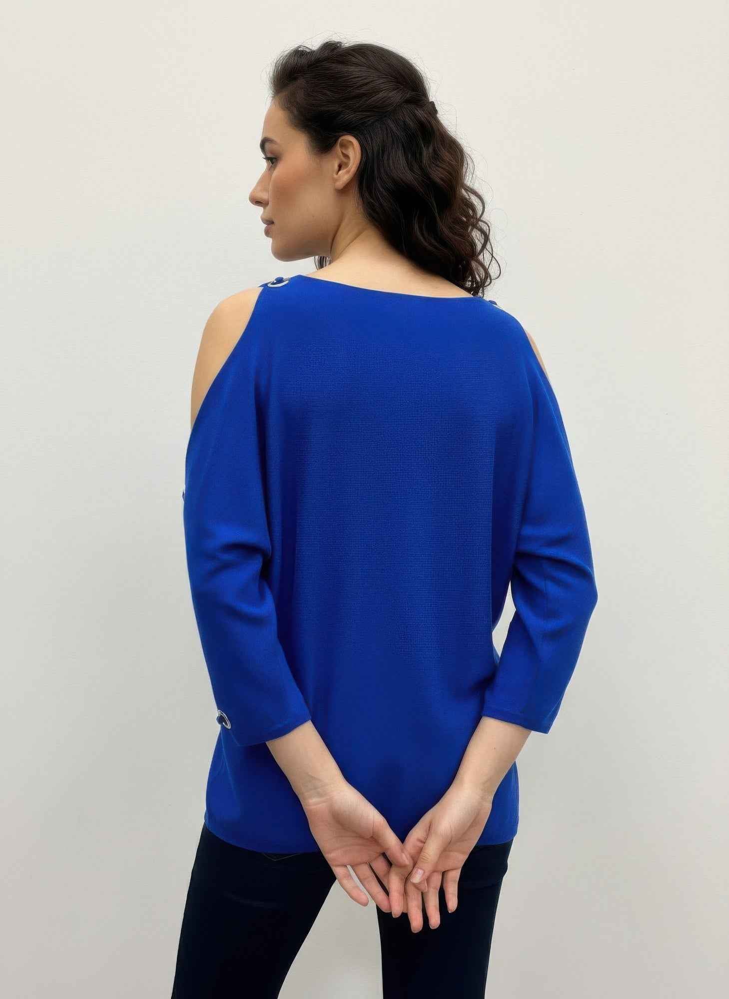 Cable & Gauge Pullover Sweater - Grommet Cutout Sleeve