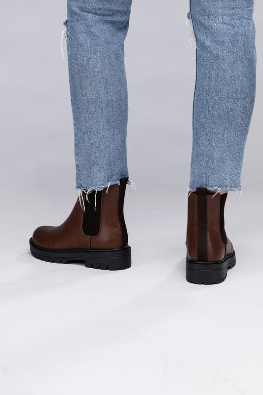 Casual Paden 1.5" Booties
