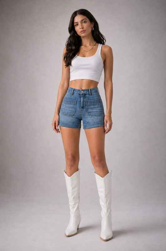 The Westline Cuff Short Light Wash