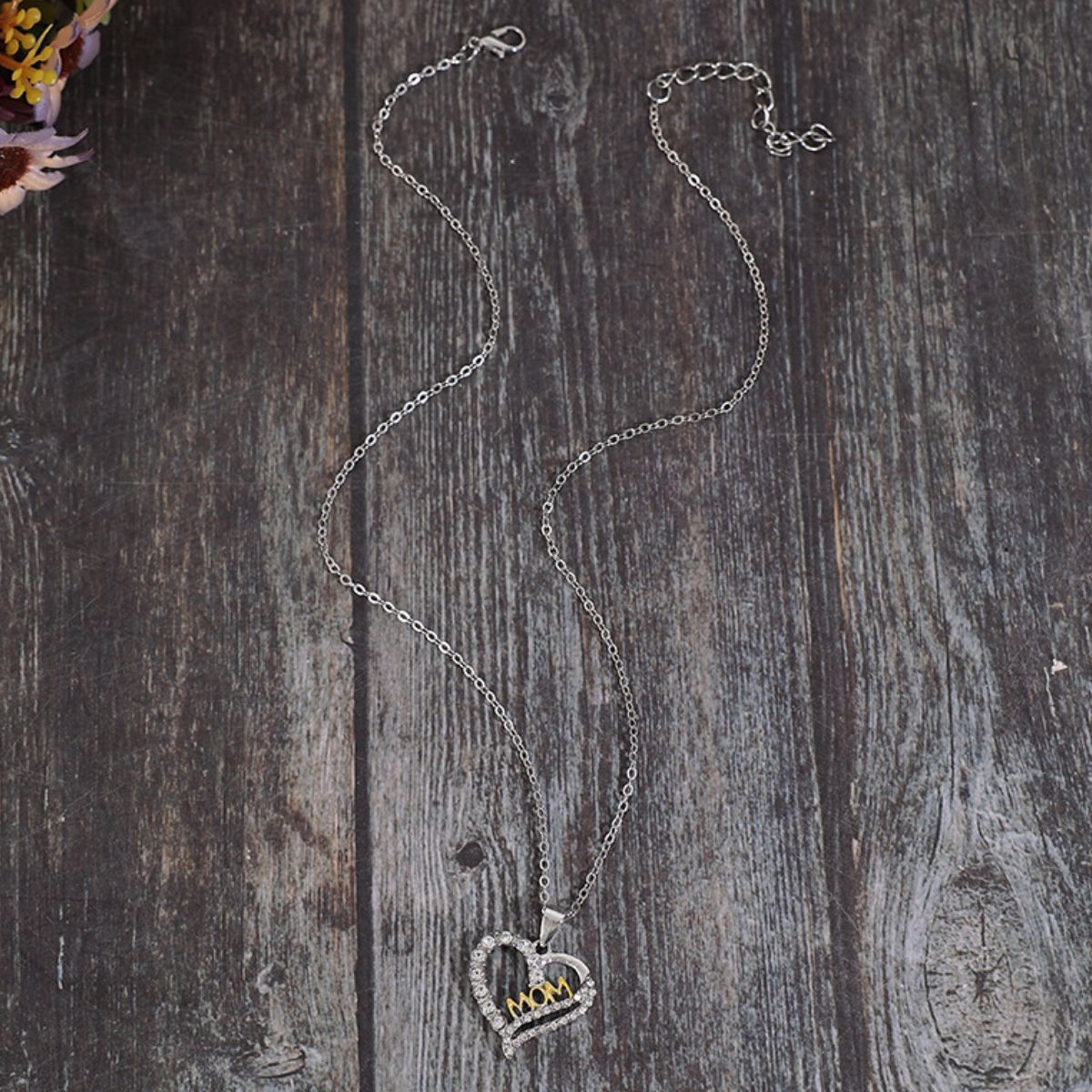 Alloy Inlaid Zircon Heart Pendant MOM Necklace