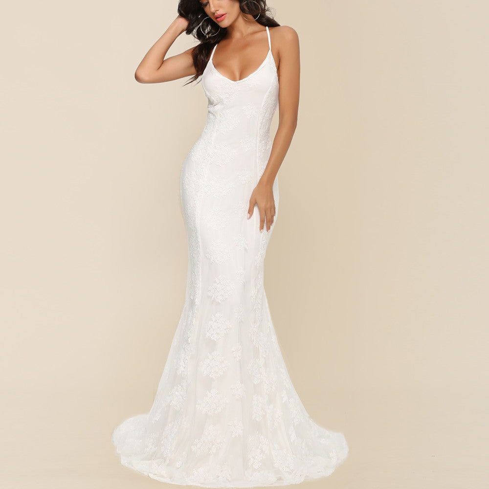 V-Neck Wedding Dress - Elegant Trailing Bridal Gown