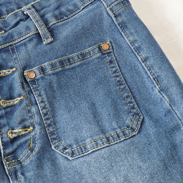 High-Waist Star Patch Slit Leg Jeans - Y2K Retro Denim