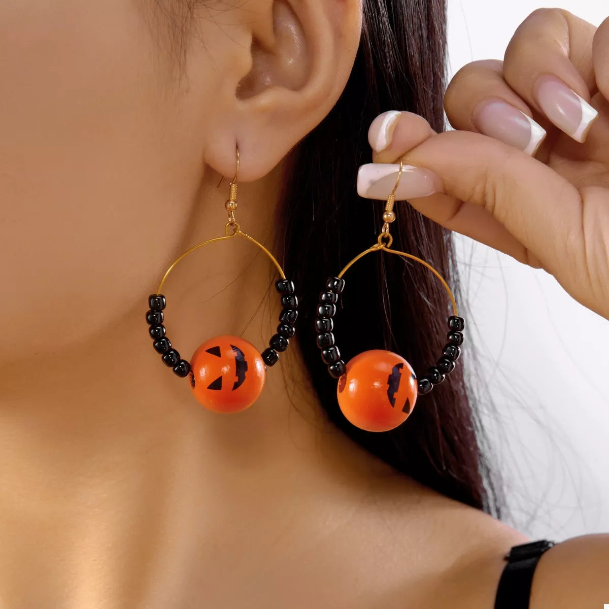 Trendsi Halloween Bead Earrings with Orange Pumpkin and Black Beads for Festive Style