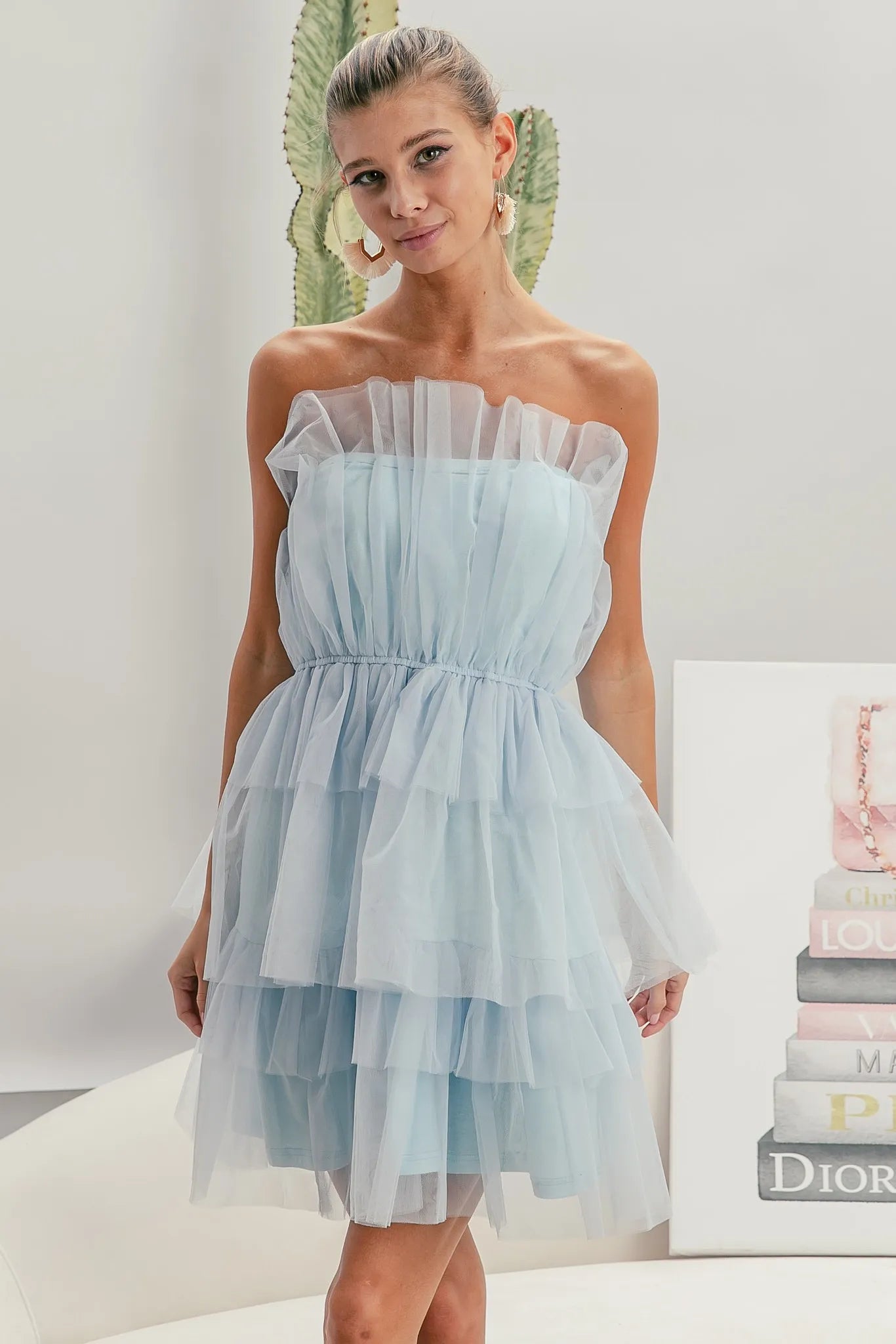 Trendsi Organza Mini Dress in Light Blue with Ruffled Layers and Strapless Design
