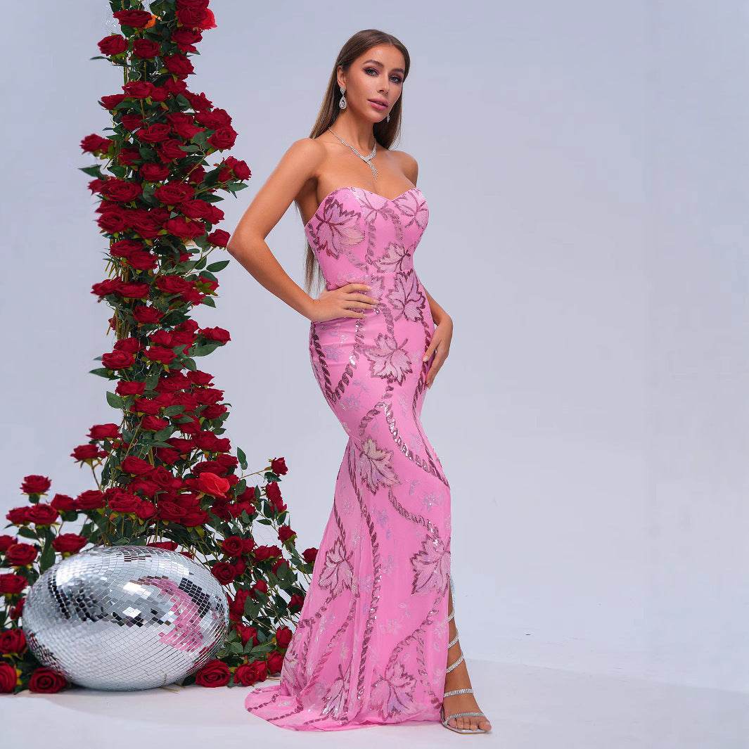 Elegant Romantic Fishtail Wedding Dress in Pink with Intricate Floral Patterns for Brides