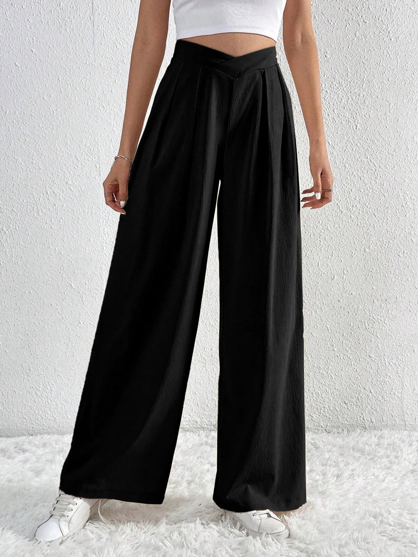 Trendsi Black Ruched Pants with Wide Legs and a Stylish Design for Modern Casual Wear