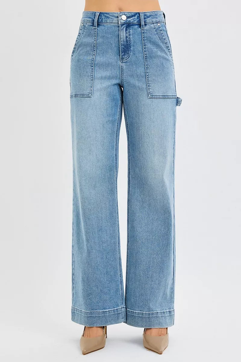 Trendsi Straight Leg Jeans in Light Blue Denim with Functional Pockets and Wide Leg Design