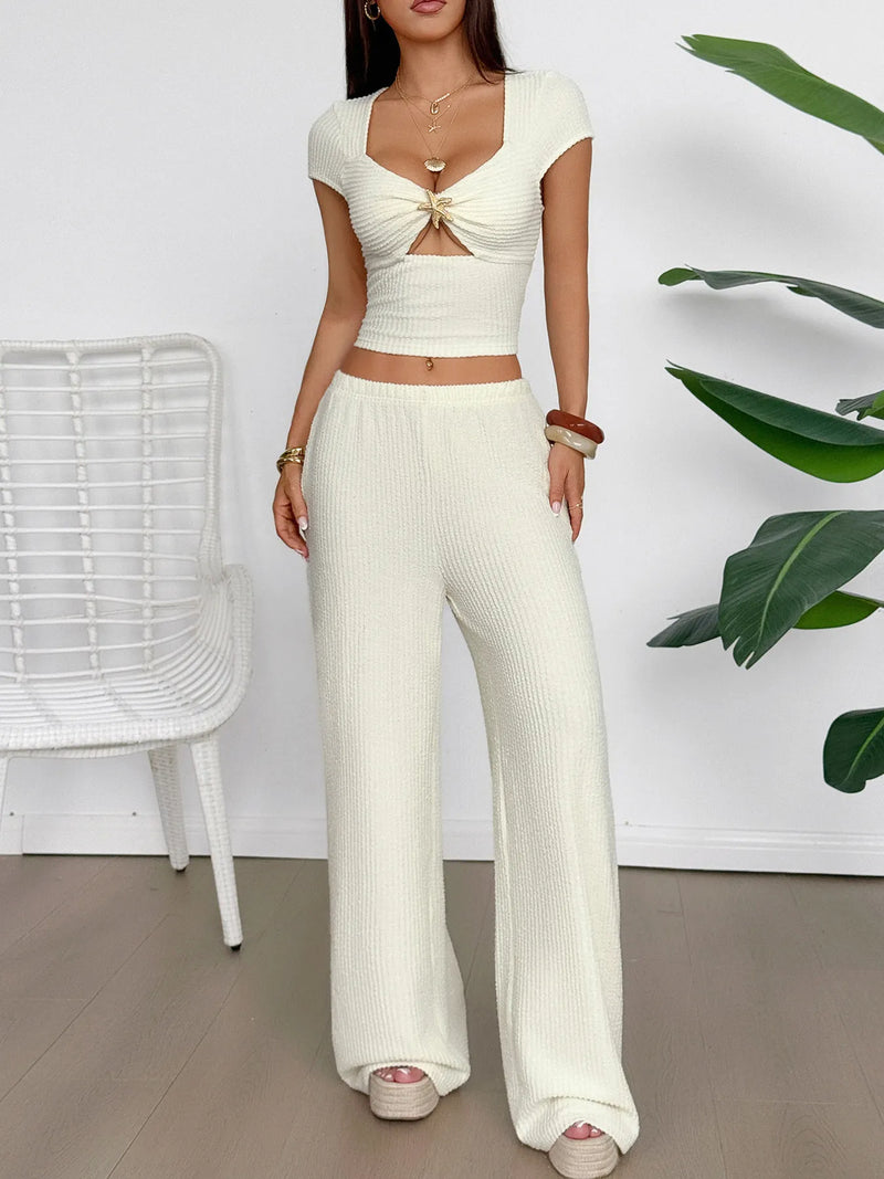 Trendsi Cream Top and Pants Set with Twist Front Design for a Stylish Casual Look