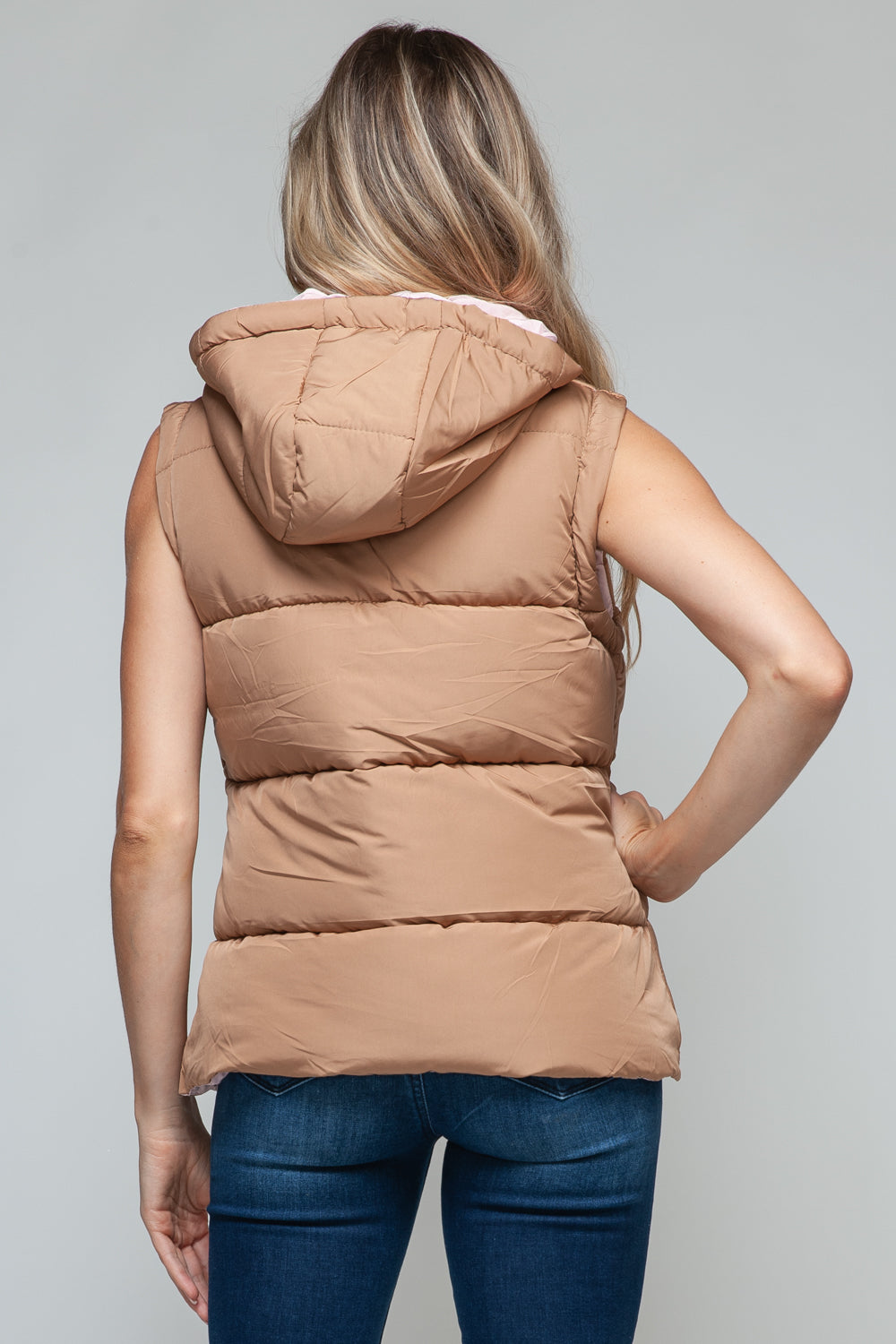 Camel Snap and Zip Closure Hooded Vest