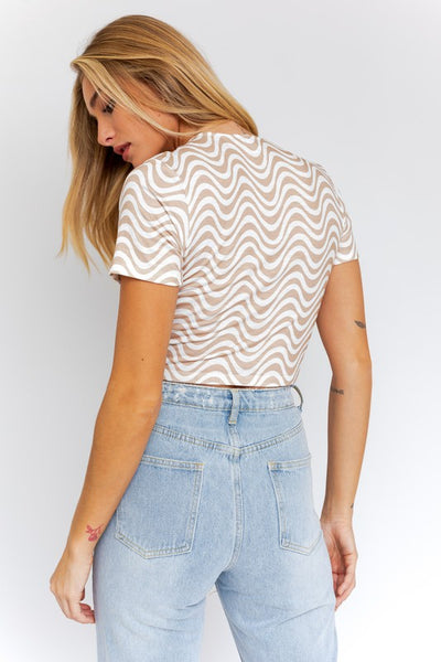 Short Sleeve Front Criss Cross Print Knit Cropped Top - Fashions Envy
