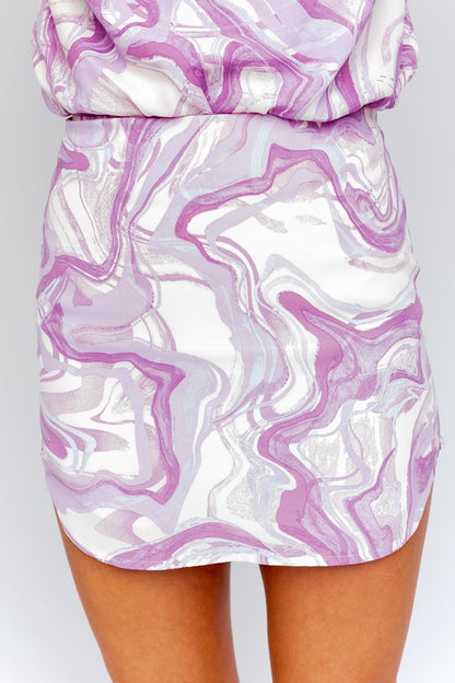 Abstract Print Fitted Dolphin Hem Mini Skirt