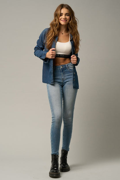 Form-Fitting Mid-Rise Medium Wash Denim Jeans