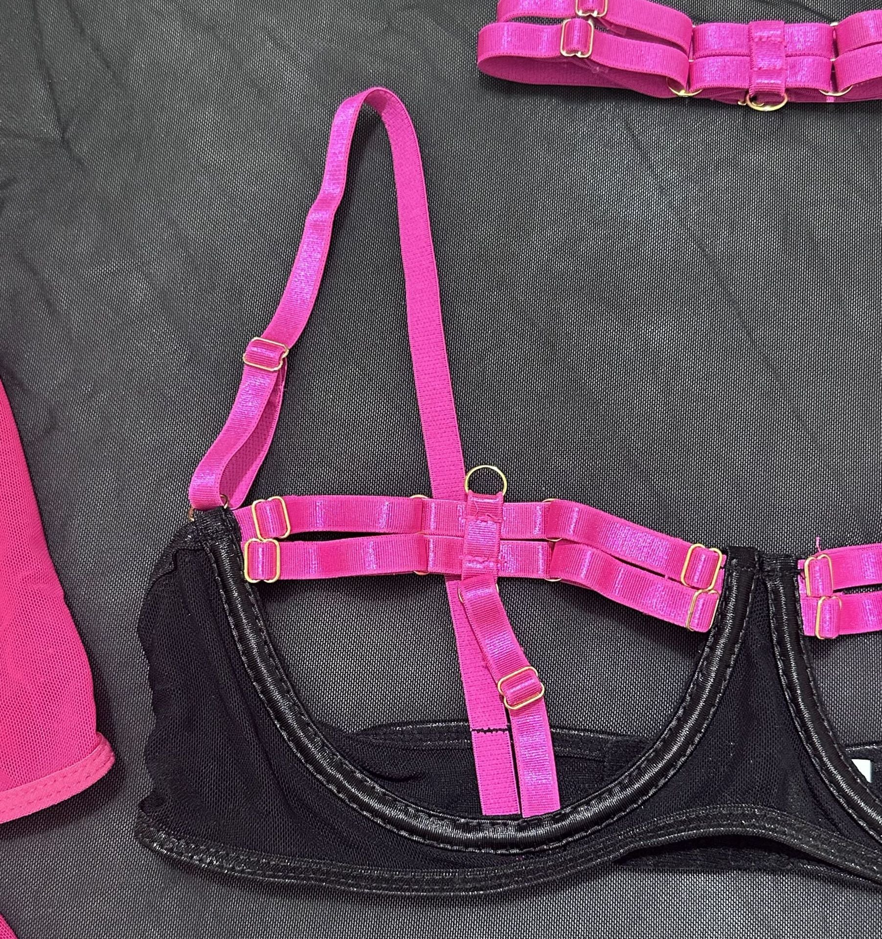 Two-Color Splicing Lingerie Set - Three-Piece Strap - Fashions Envy