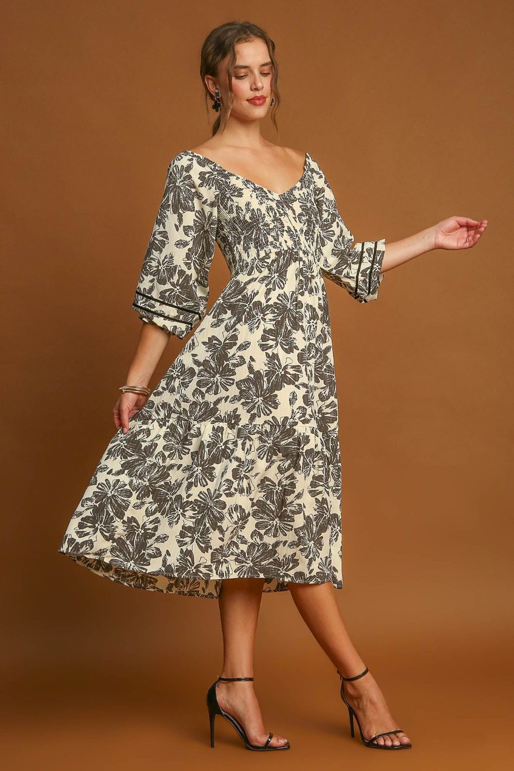 Cream Ruffle Hem Flower Printed V-Neck Dress