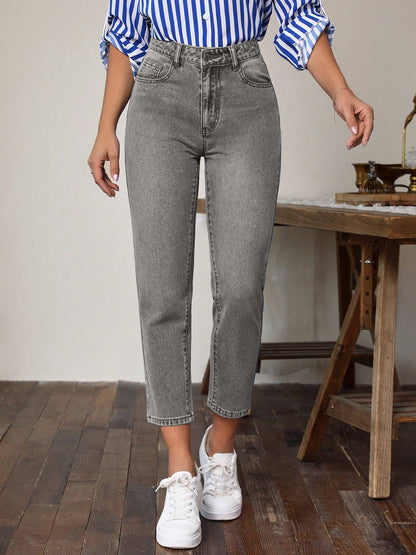 High Waist Above the Ankle Jeans with Pockets