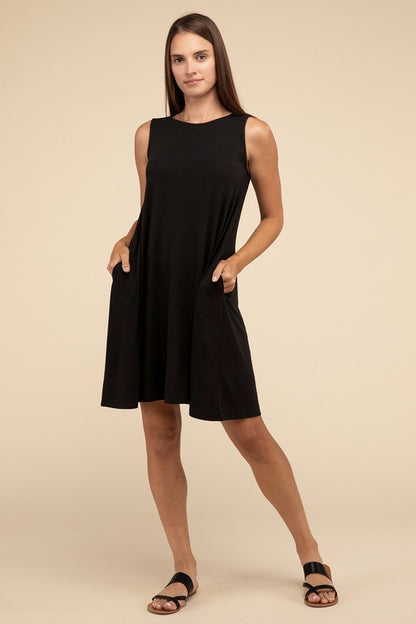 Casual Sleeveless Flared Midi Dress with Side Pockets