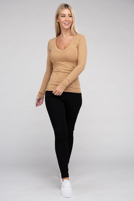 Fitted Essential V-Neck Long Sleeve T-Shirt