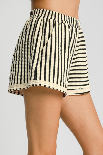 Cream Elastic Waist Striped Shorts with Pockets