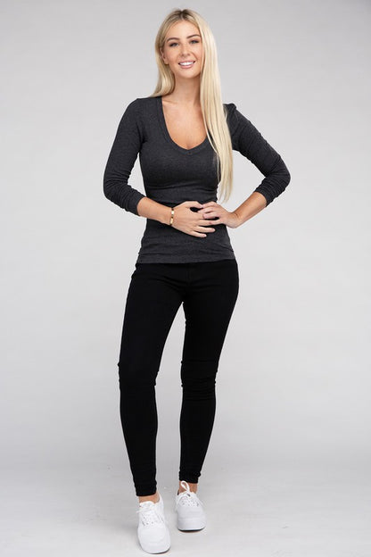 Fitted Essential V-Neck Long Sleeve T-Shirt