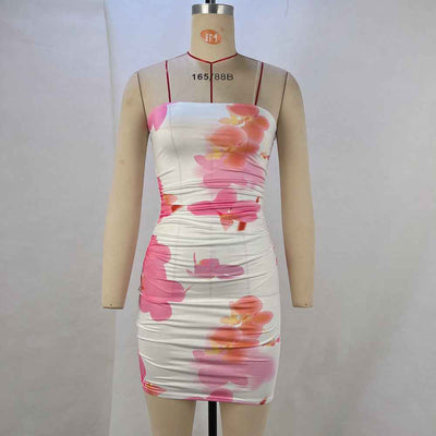 Strapless waist bag and hip cinching dress