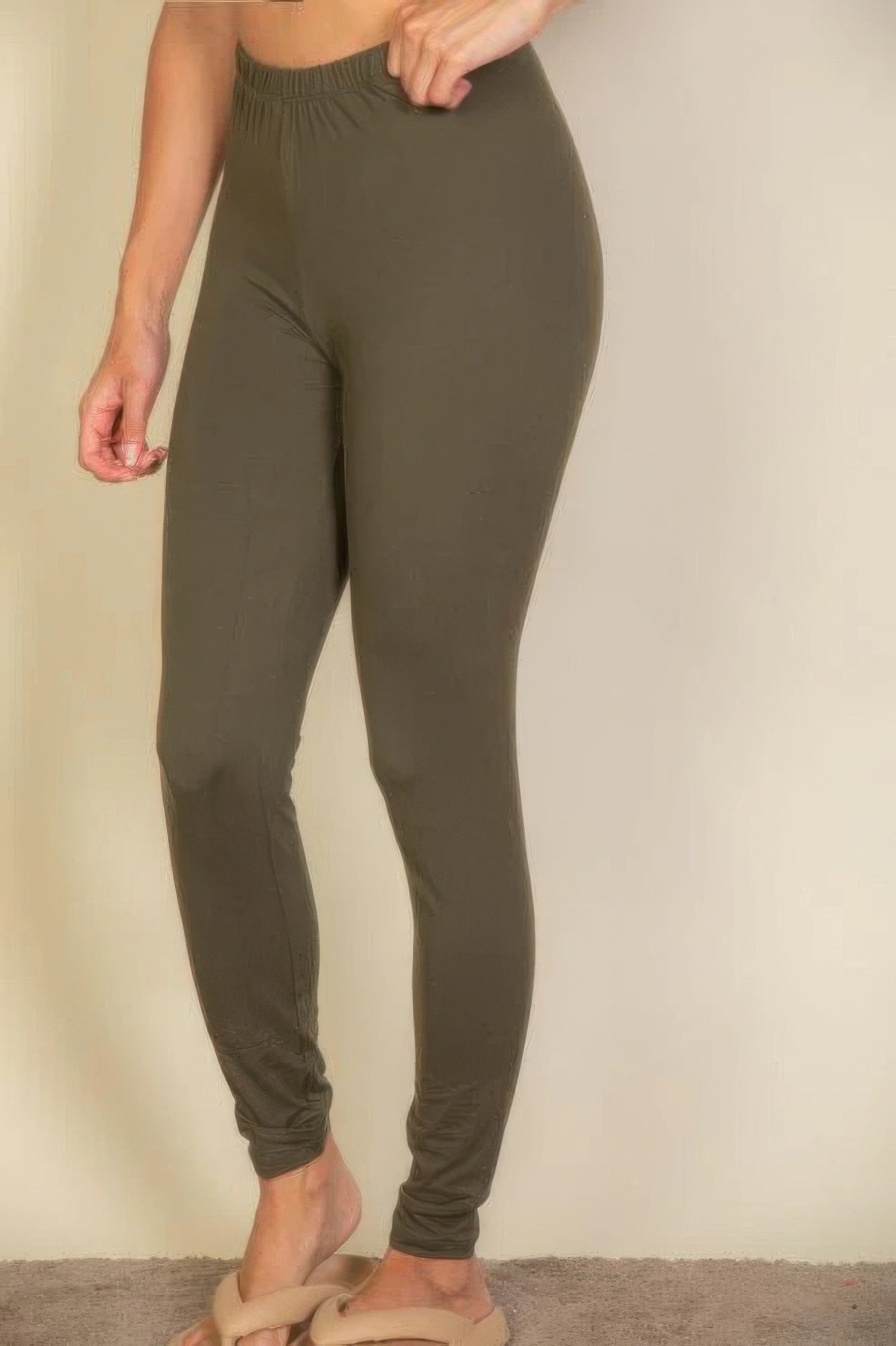 Medium Weight Stretchy Basic Solid Leggings