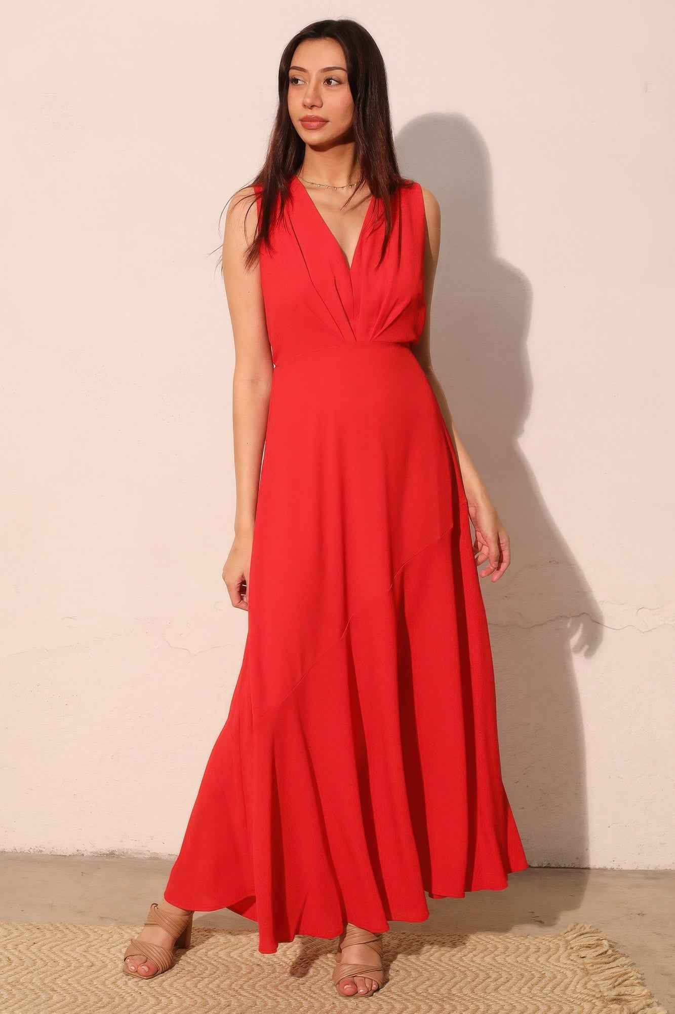 Textured Solid V-neck Maxi Dress