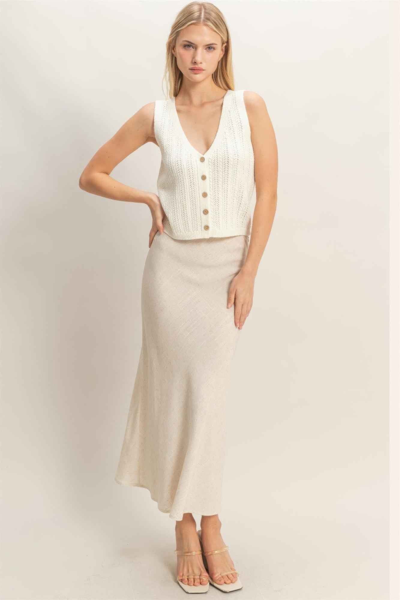 V-neck Knit Tank Top - Ribbed Button-up