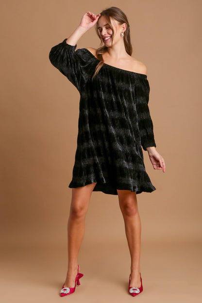 Black Off-Shoulder Balloon Sleeve Velvet Mini Dress