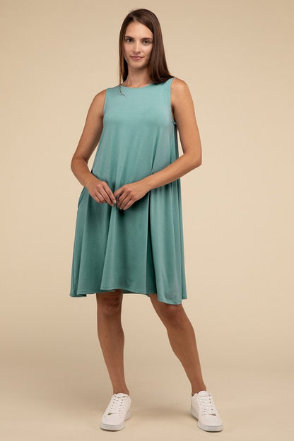 Casual Sleeveless Flared Midi Dress with Side Pockets