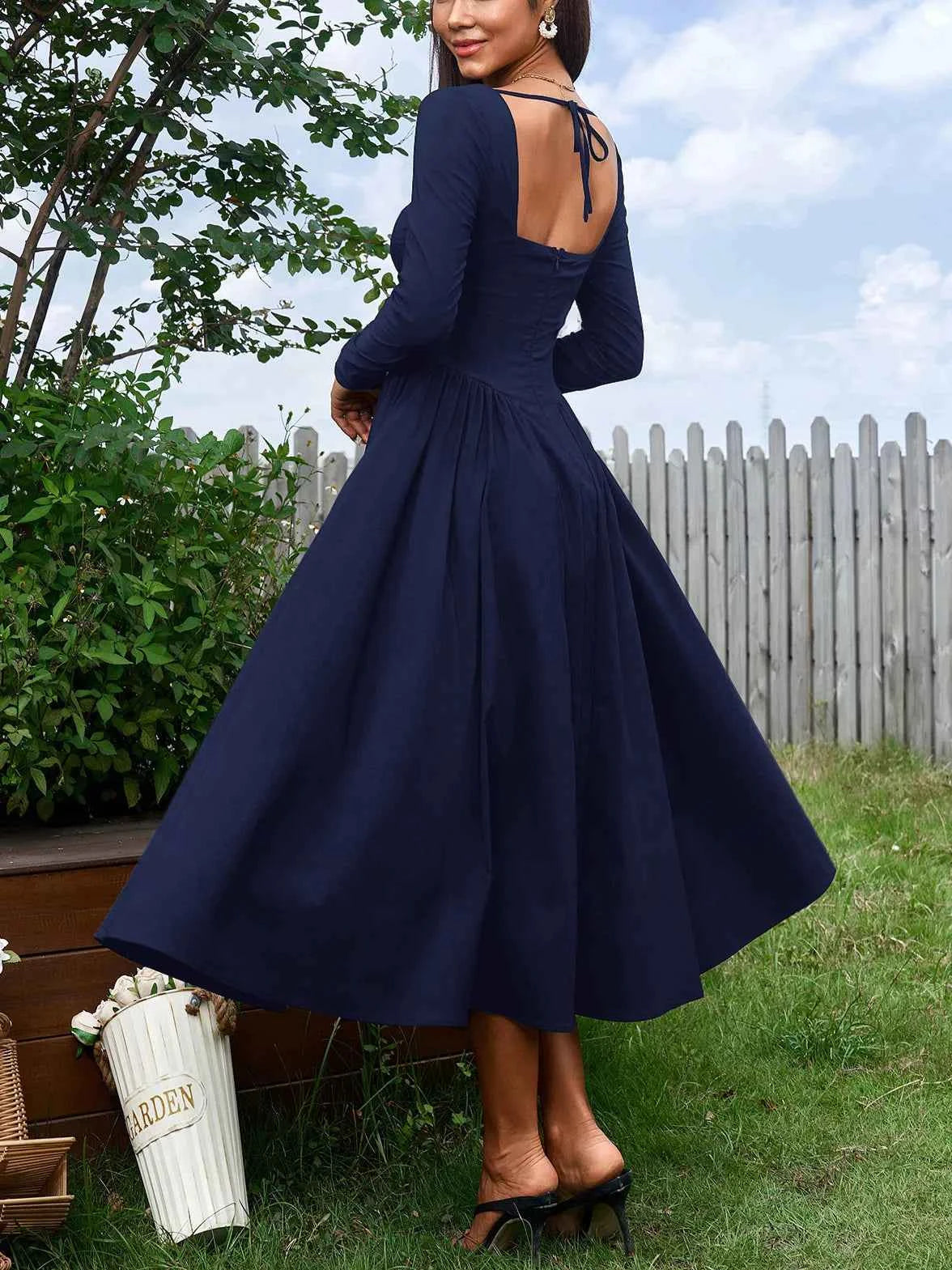 Sweetheart Neckline Long Sleeve A-Line Midi Dress