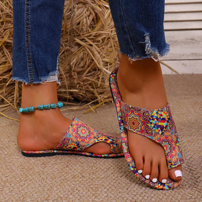 Comfortable Toe Loop Flat Sandals - Fashions Envy