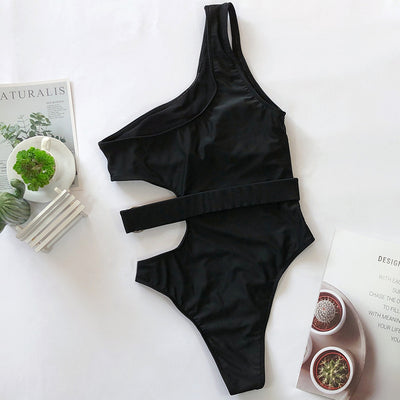 Trendsi Black One-Shoulder Cutout swimsuit with asymmetrical strap and belt detail