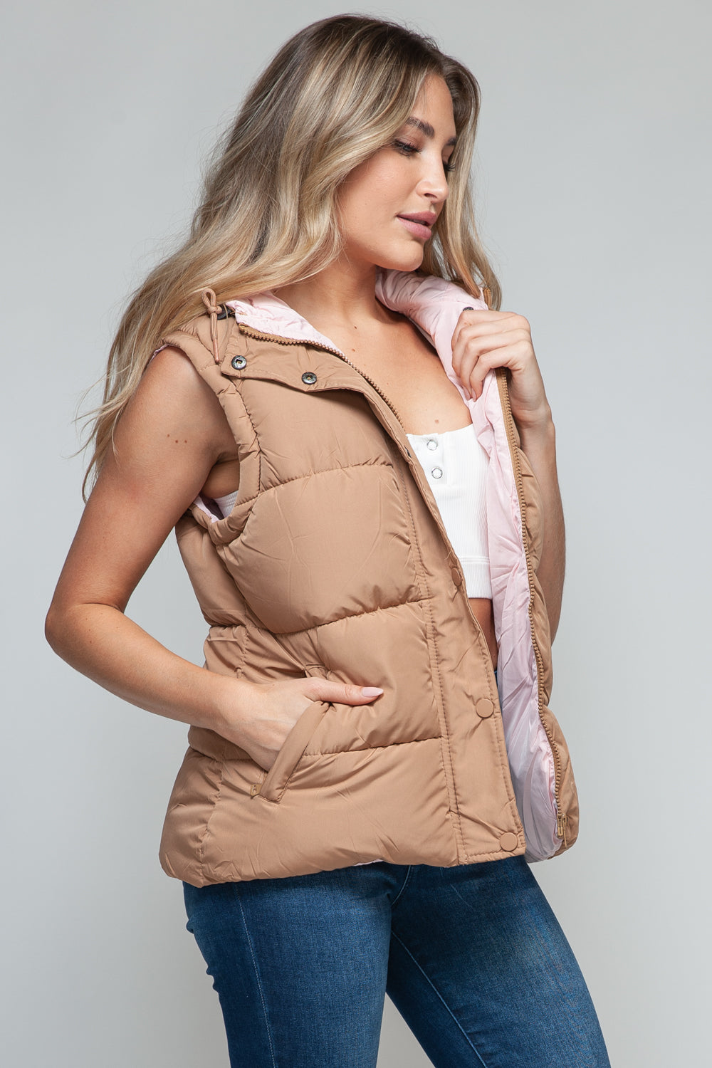 Camel Snap and Zip Closure Hooded Vest