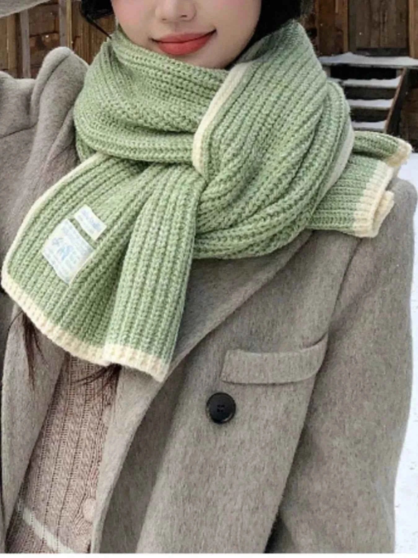 Contrast Trim Knitted Winter Scarf