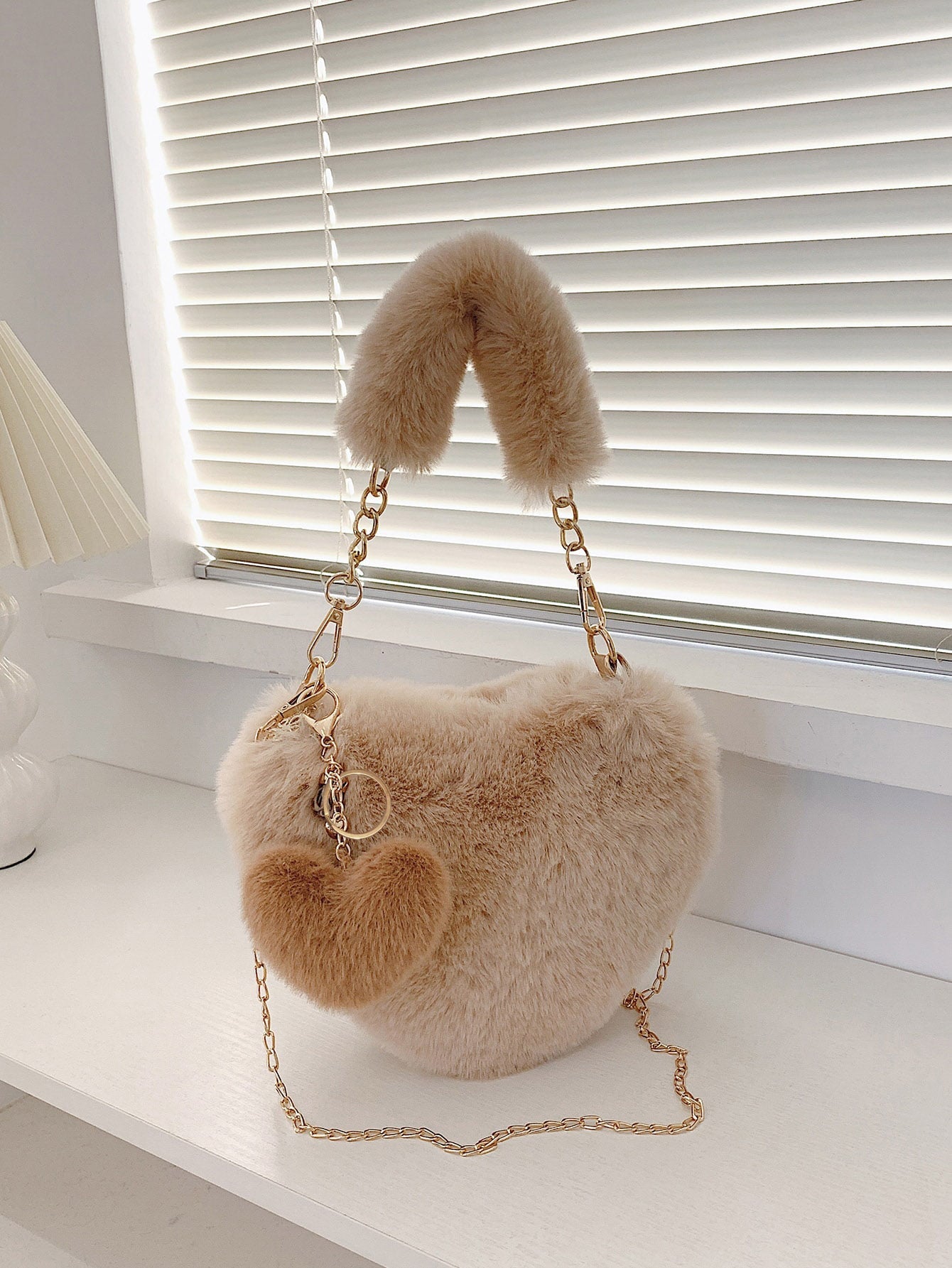 Heart Shape Faux Fur Handbag & Clip-on Mini Heart