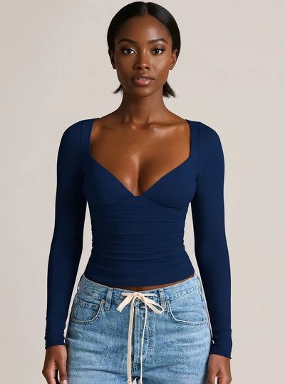 Trendsi Fitted T-Shirt in navy with long sleeves and a flattering neckline for a stylish look