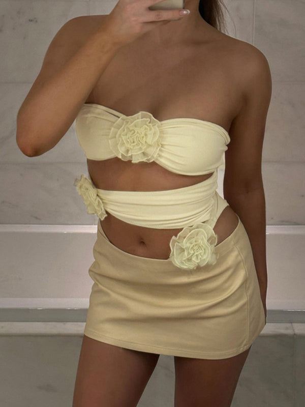 Backless Three-dimensional Flower Design Halter Neck Bodysuit